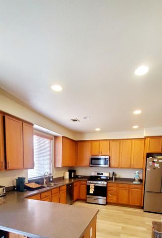 4735 White Forge Dr, Stockton, CA 95212