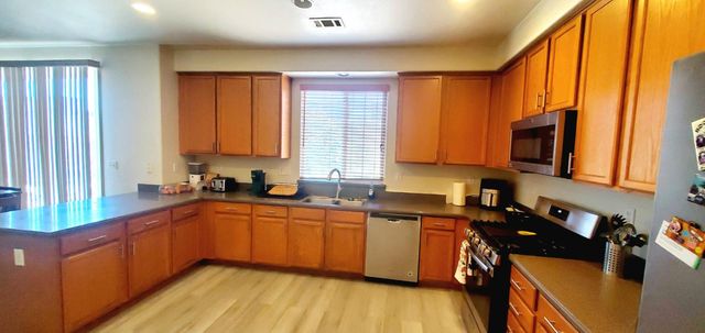4735 White Forge Dr, Stockton, CA 95212