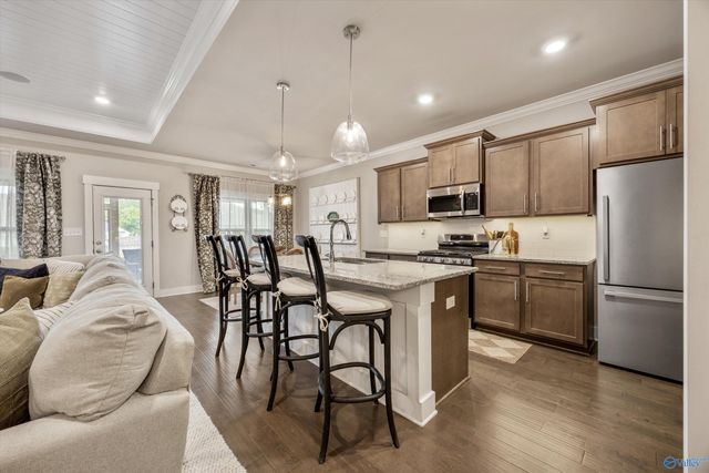 21941 Shearwater Drive, Athens, AL 35613