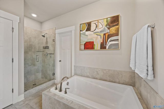 21941 Shearwater Drive, Athens, AL 35613