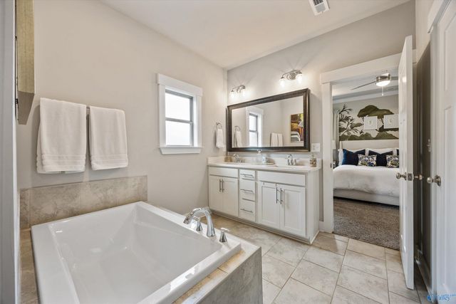 21941 Shearwater Drive, Athens, AL 35613