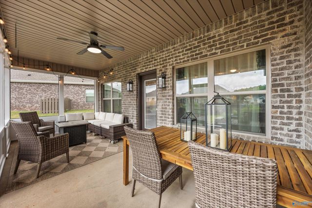 21941 Shearwater Drive, Athens, AL 35613