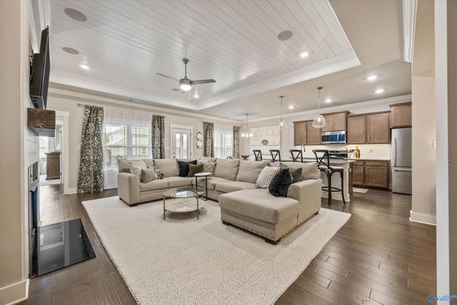 21941 Shearwater Drive, Athens, AL 35613