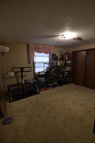 713 E Meadowlark Circle, Springfield, MO 65810