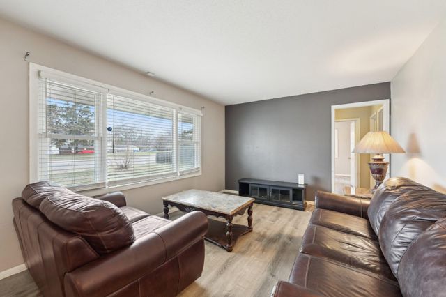 11749 Crooked Lake Boulevard NW, Coon Rapids, MN 55433