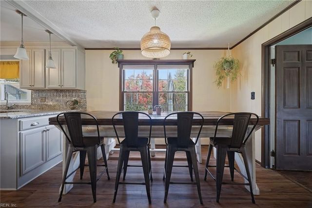 5887 Percheron LN, Virginia Beach, VA 23464