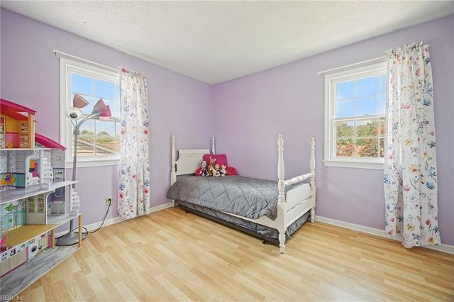 5887 Percheron LN, Virginia Beach, VA 23464