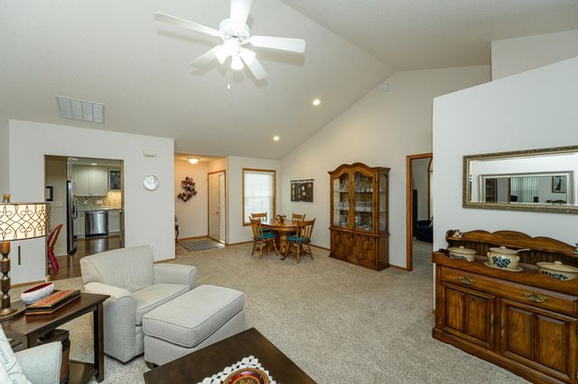 2843 Century Court NE, Rochester, MN 55906