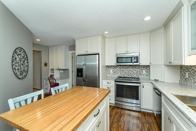 2843 Century Court NE, Rochester, MN 55906