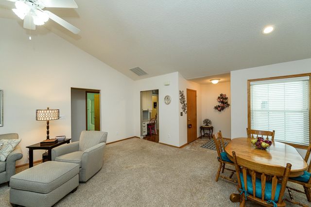 2843 Century Court NE, Rochester, MN 55906