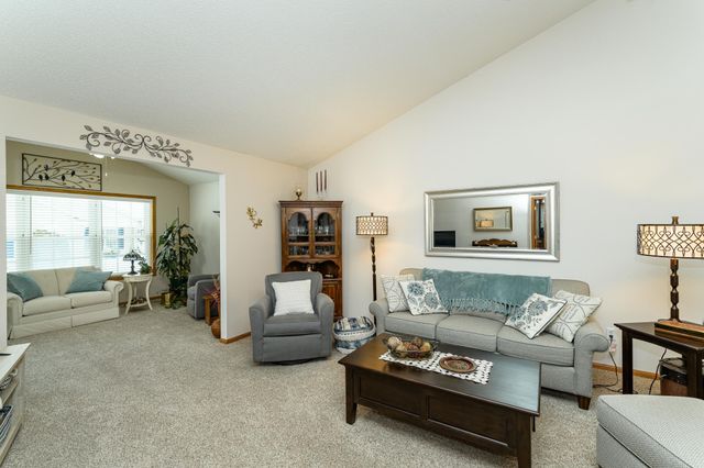 2843 Century Court NE, Rochester, MN 55906