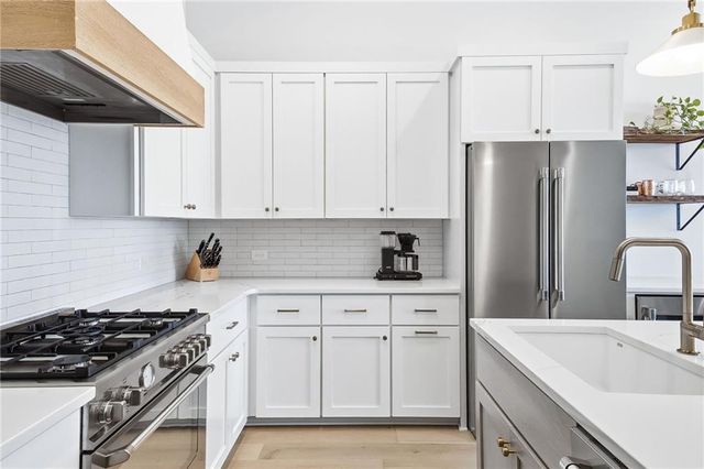 610 Heatherden Avenue, Fayetteville, GA 30214