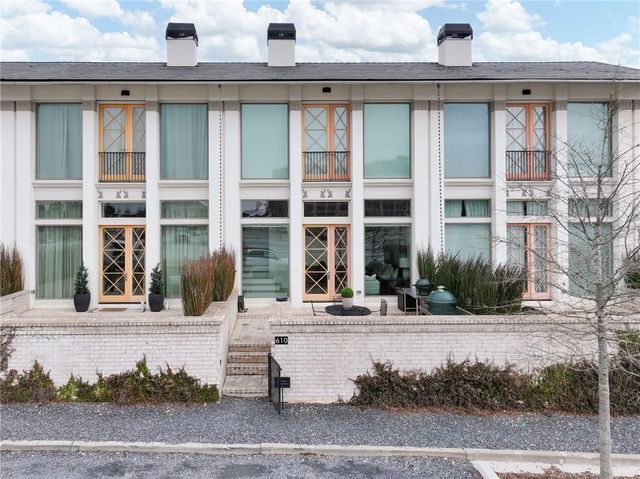 610 Heatherden Avenue, Fayetteville, GA 30214