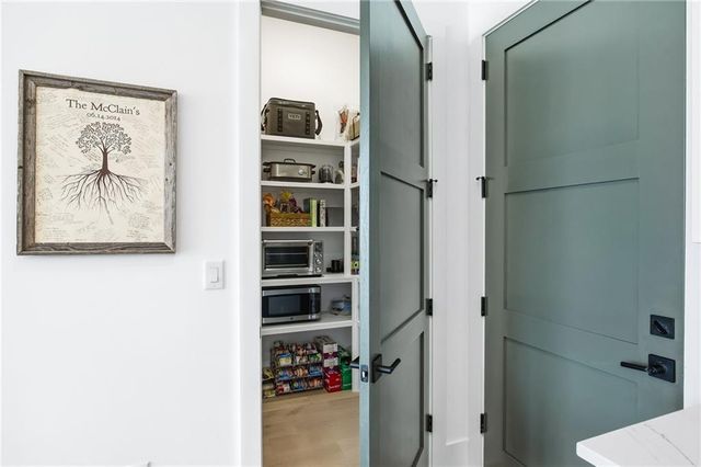 610 Heatherden Avenue, Fayetteville, GA 30214