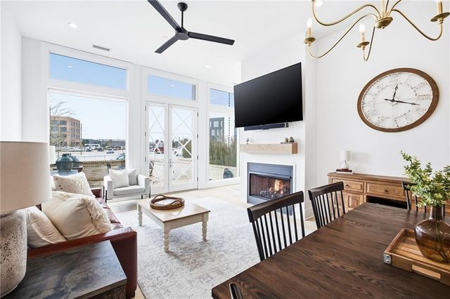 610 Heatherden Avenue, Fayetteville, GA 30214