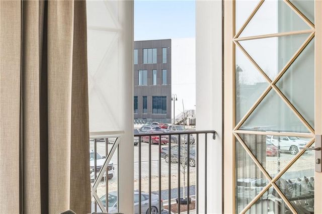 610 Heatherden Avenue, Fayetteville, GA 30214