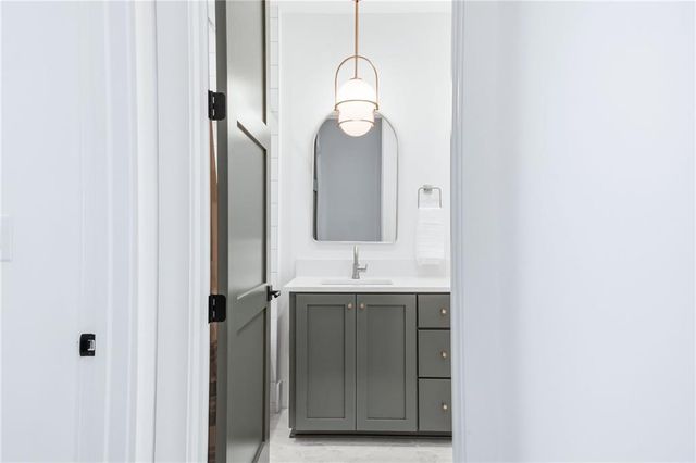 610 Heatherden Avenue, Fayetteville, GA 30214