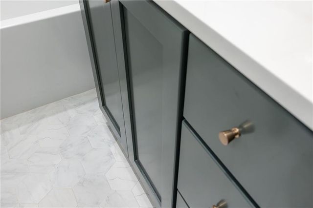 610 Heatherden Avenue, Fayetteville, GA 30214