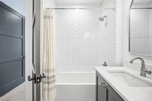 610 Heatherden Avenue, Fayetteville, GA 30214