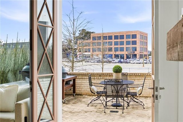 610 Heatherden Avenue, Fayetteville, GA 30214