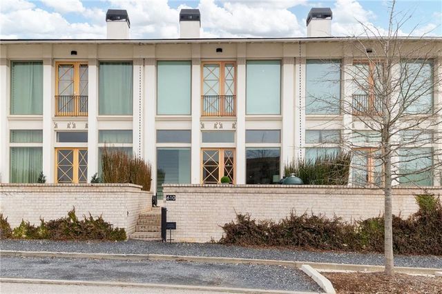 610 Heatherden Avenue, Fayetteville, GA 30214