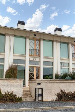 610 Heatherden Avenue, Fayetteville, GA 30214