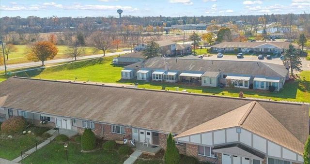 25204 Franklin Terrace Terrace 6, South Lyon City, MI 48178