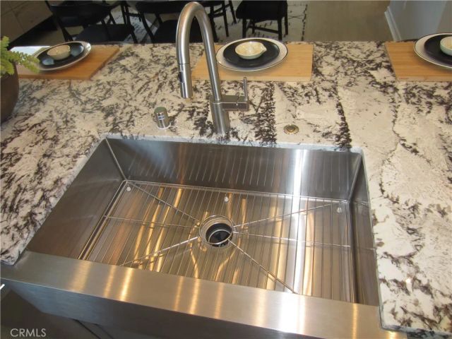 123 Hideaway Loop, Mission Viejo, CA 92692