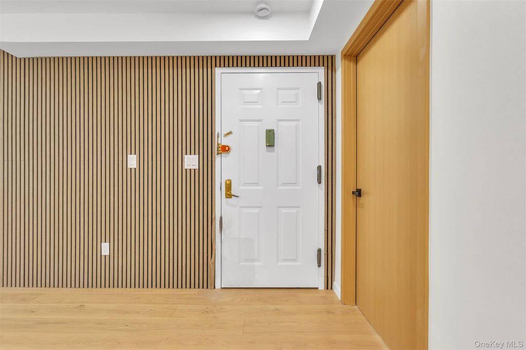 7119 162nd Street 4E, Fresh Meadows, NY 11365 — photo 2