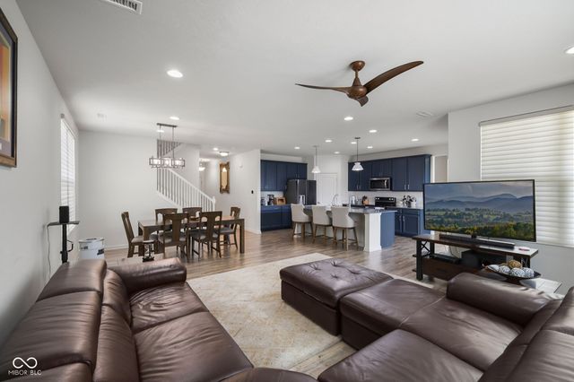 6673 Overlander Lane, Whitestown, IN 46075