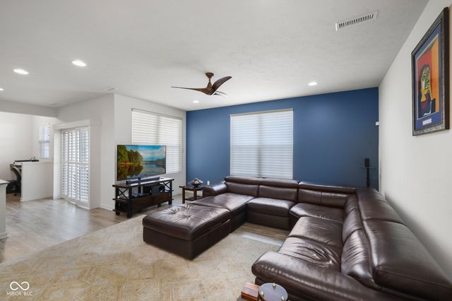 6673 Overlander Lane, Whitestown, IN 46075