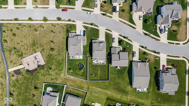 6673 Overlander Lane, Whitestown, IN 46075