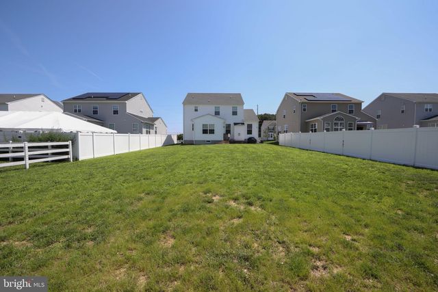 8 CAYUGA WAY, Sicklerville, NJ 08081