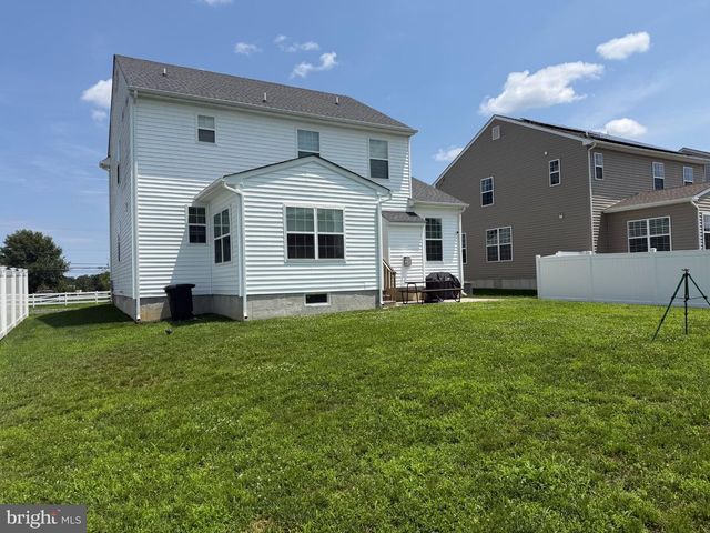 8 CAYUGA WAY, Sicklerville, NJ 08081