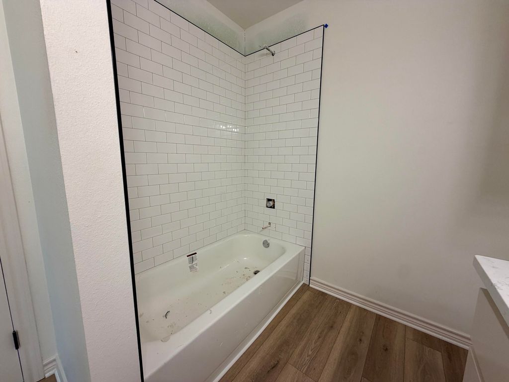 Image 3 of property listing at 1726 Beacon Street, San Angelo, TX 76903