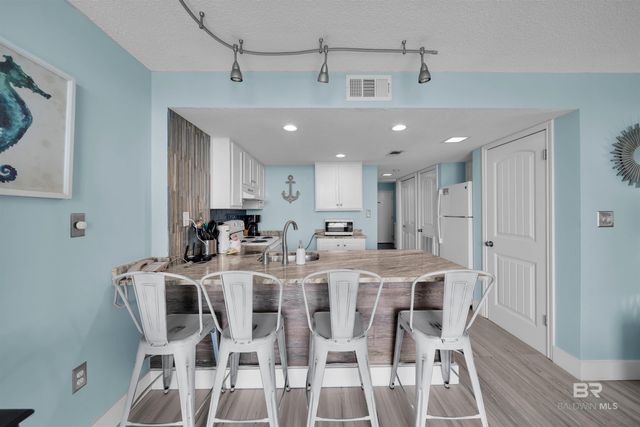 1832 WEST BEACH Boulevard 305A, Gulf Shores, AL 36542