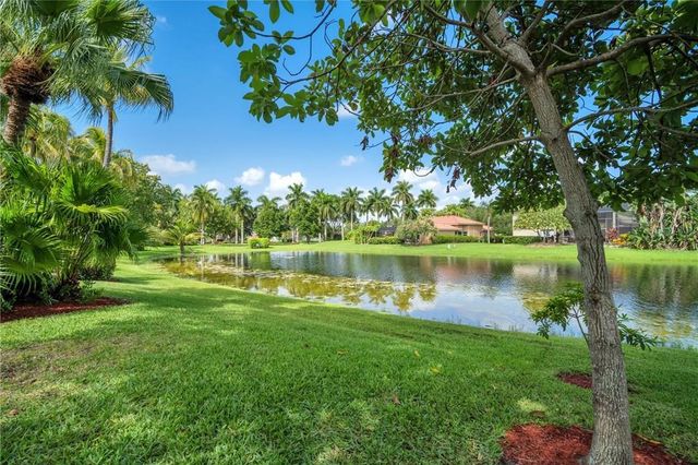 1230 Fairfax Court, Weston, FL 33326