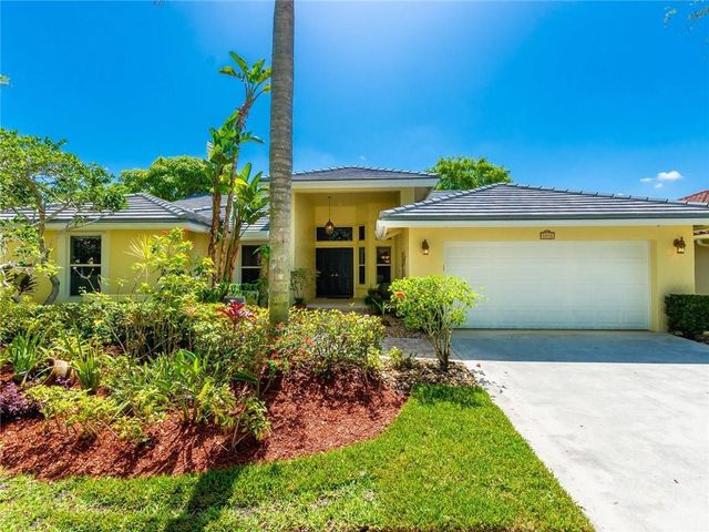 1230 Fairfax Court, Weston, FL 33326