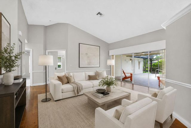 1230 Fairfax Court, Weston, FL 33326