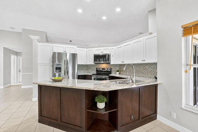 1230 Fairfax Court, Weston, FL 33326