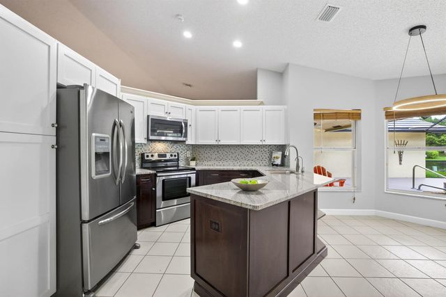 1230 Fairfax Court, Weston, FL 33326
