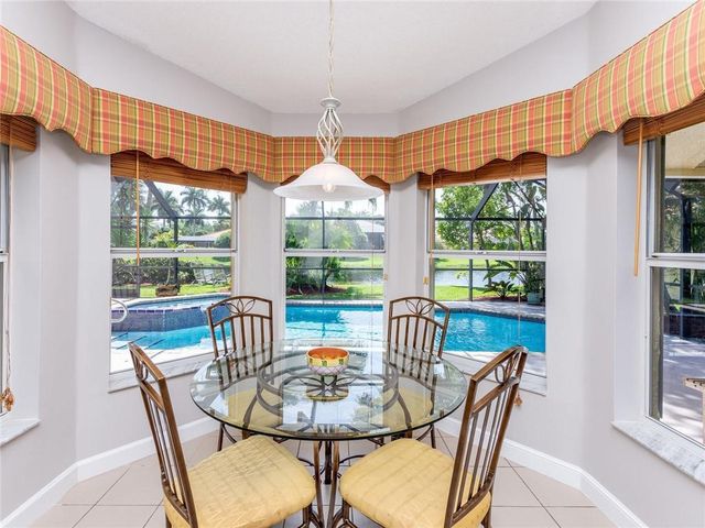 1230 Fairfax Court, Weston, FL 33326