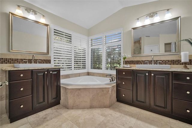 1230 Fairfax Court, Weston, FL 33326