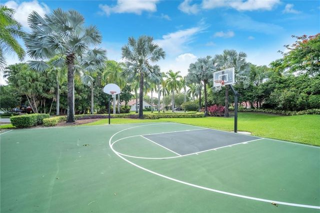 1230 Fairfax Court, Weston, FL 33326