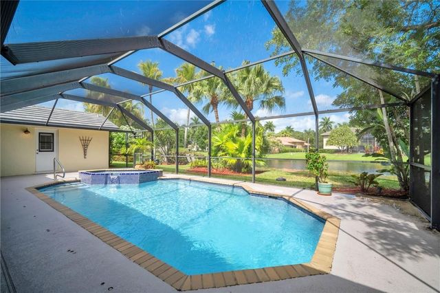 1230 Fairfax Court, Weston, FL 33326