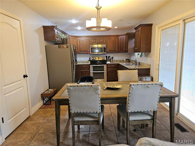 22953 Reward Road, Waynesville, MO 65583