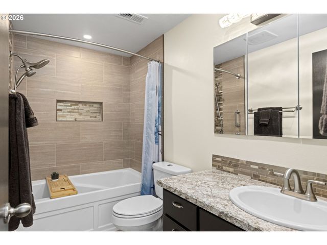52368 Nw STRASSEL Rd, Banks, OR 97106