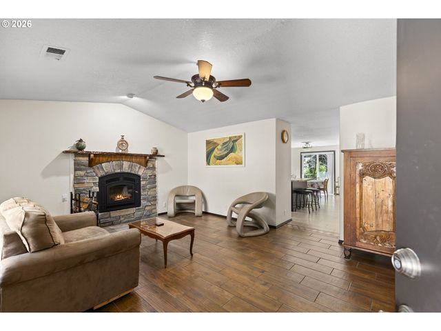 52368 Nw STRASSEL Rd, Banks, OR 97106