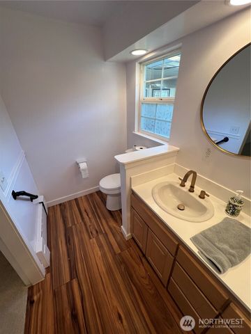 20326 SE 24 Street, Sammamish, WA 98075