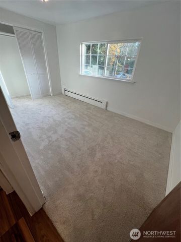 20326 SE 24 Street, Sammamish, WA 98075